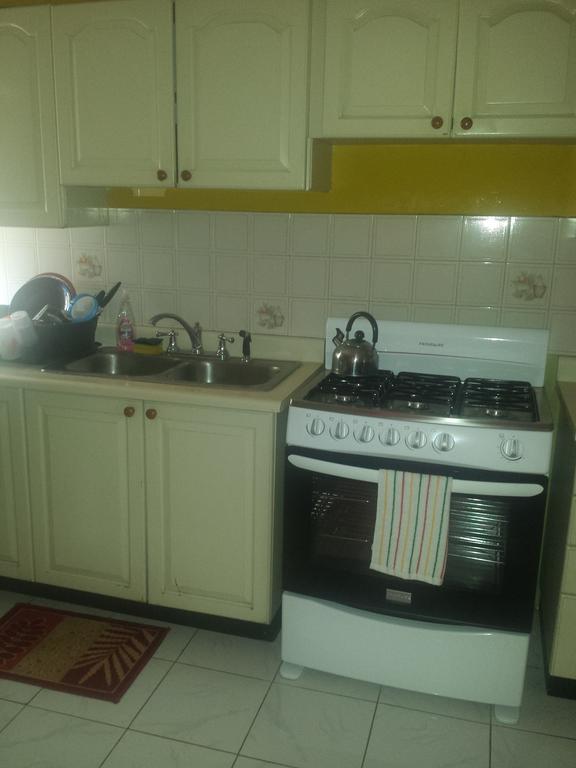 Impeccable Guest Rooms 2 Kingston Quarto foto